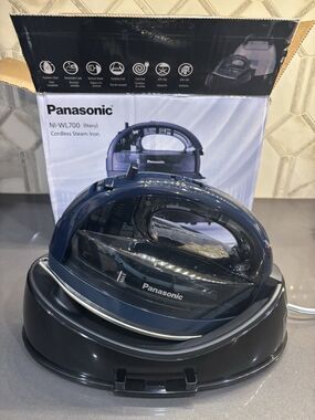 NEW Panasonic NI-WL700 Cordless Steam/Dry Iron, 1500W Wide Stainless Steel NAVY